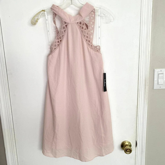 Lulus Any Sway, Shape Or Form Pink Lace Halter Shift Open Back Formal Dress - Picture 5 of 13